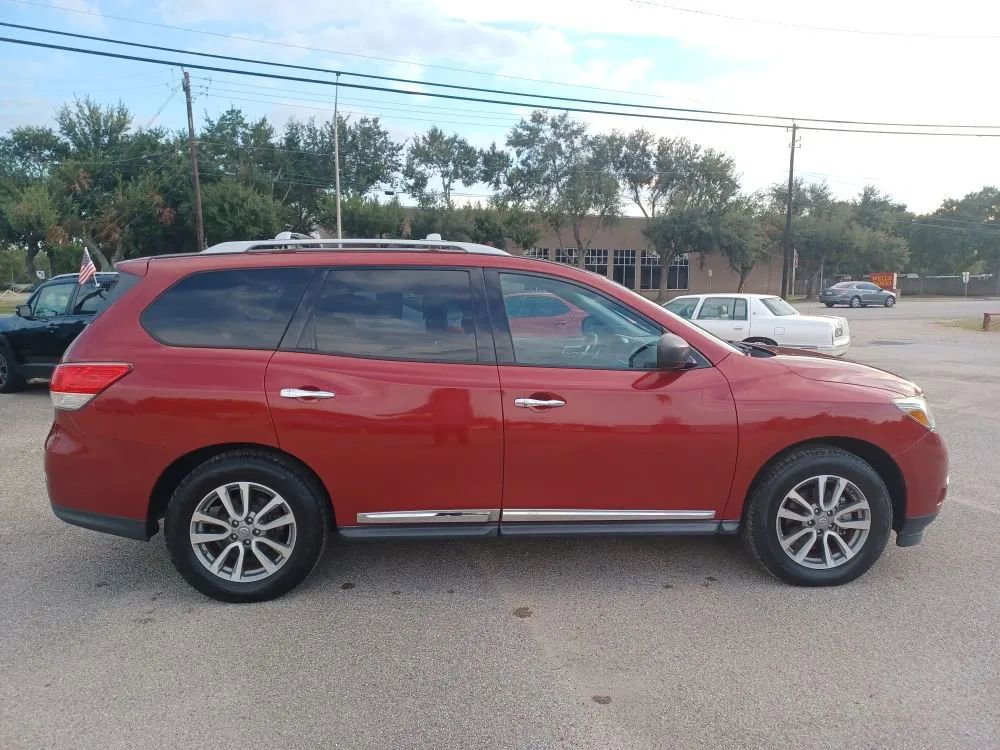 Used 2014 Nissan Pathfinder SL w/ SL Premium Package image 6