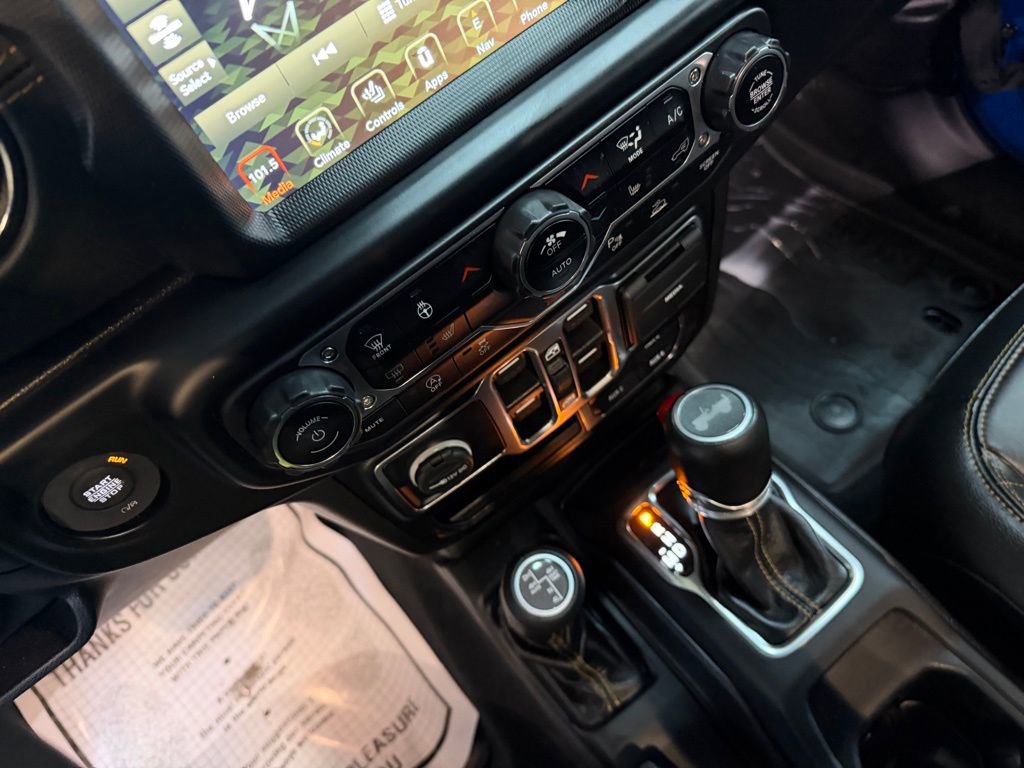 Used 2022 Jeep Wrangler Unlimited Sahara image 33