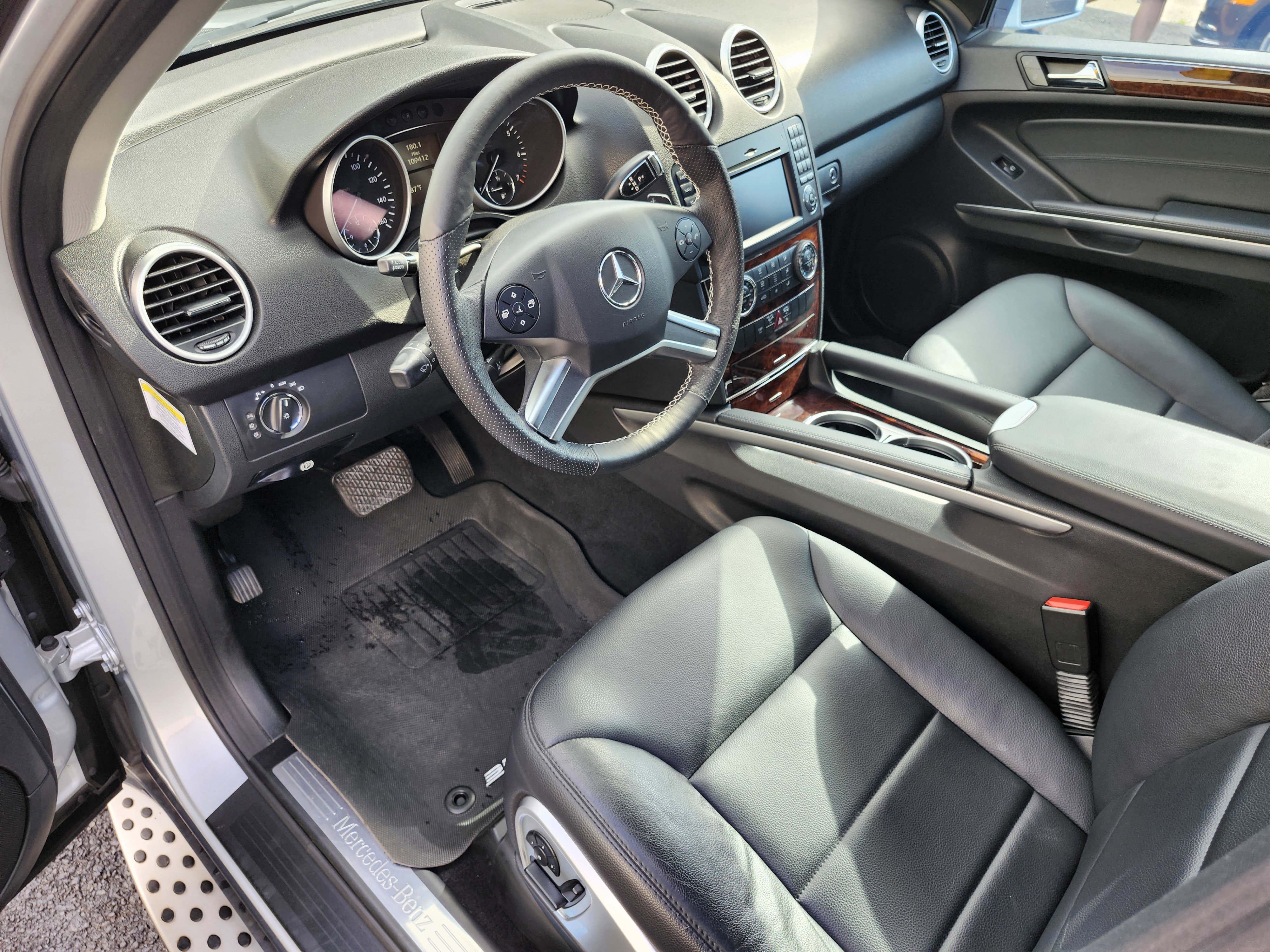 Used 2011 Mercedes-Benz ML 350 4MATIC image 4