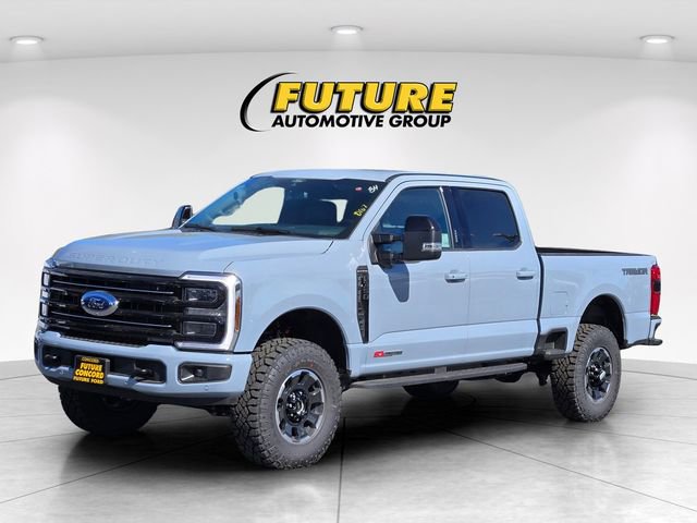 New 2026 Ford F350 Platinum w/ Tremor Off-Road Package AWD/4WD image 2