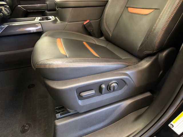 Used 2022 GMC Sierra 1500 AT4 w/ AT4 Premium Package AWD/4WD image 11
