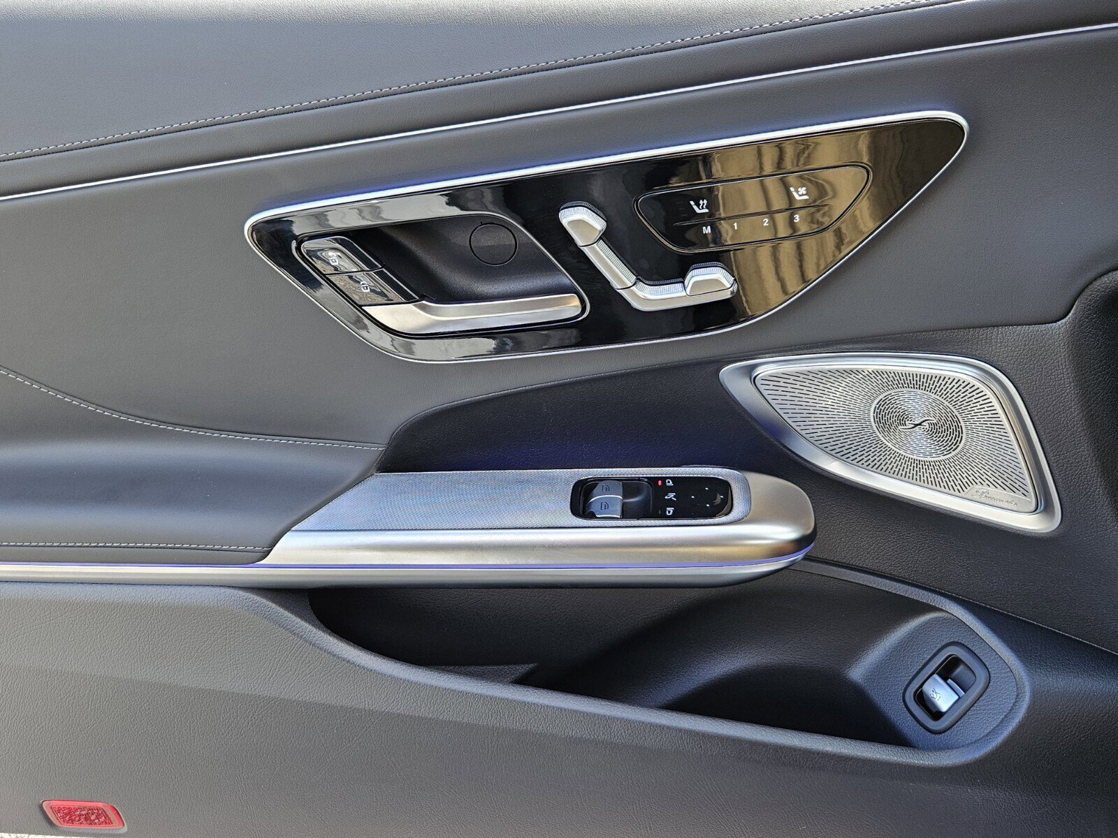 New 2026 Mercedes-Benz CLE 53 AMG 4MATIC Coupe image 38