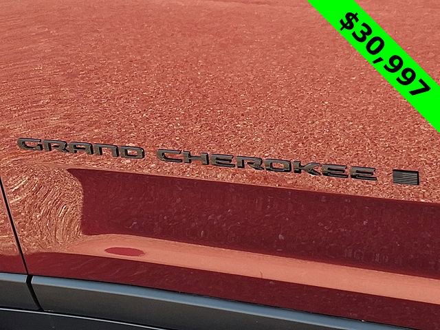 Used 2023 Jeep Grand Cherokee Altitude image 31