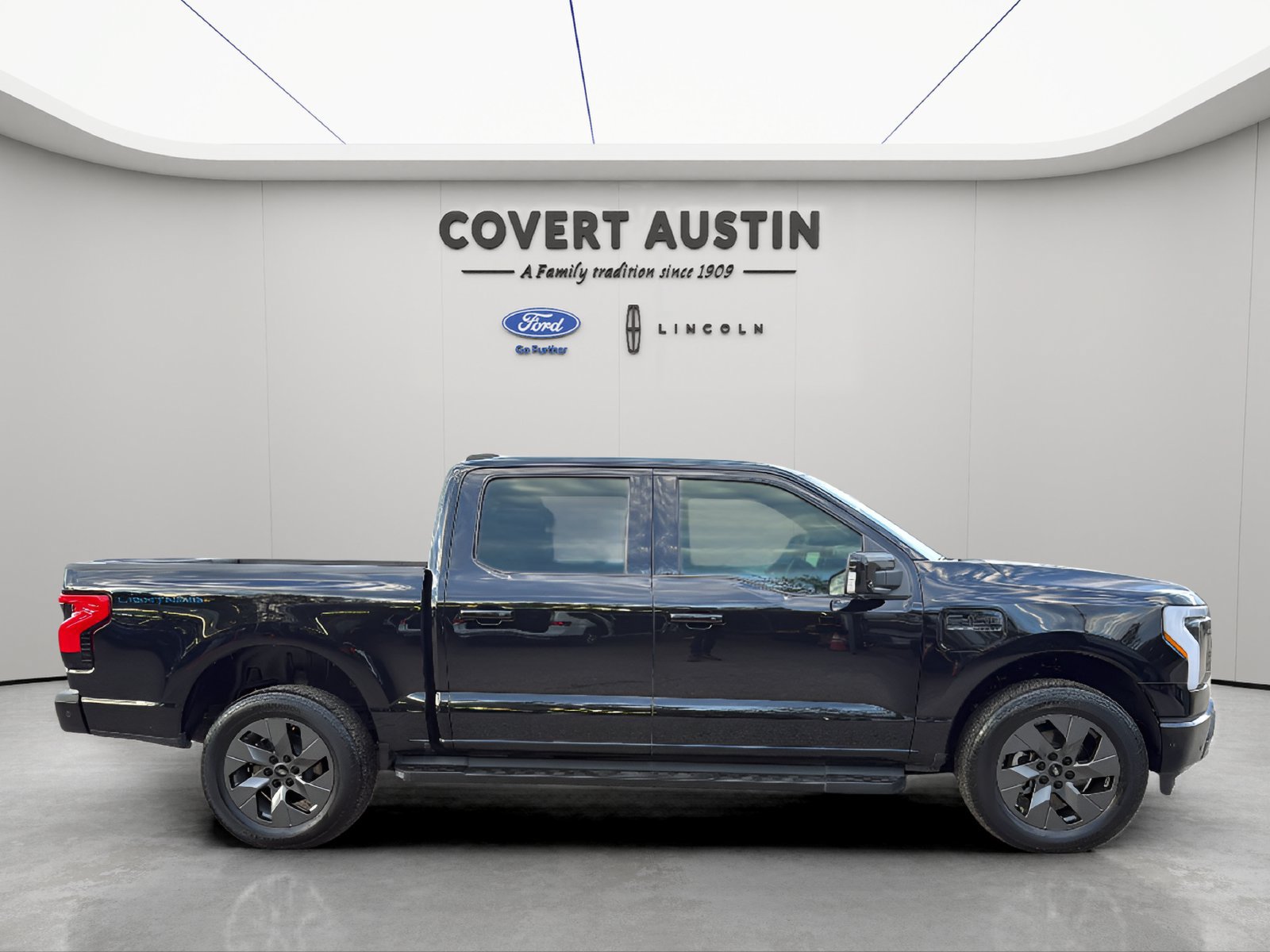 Certified 2023 Ford F150 Lightning Lariat w/ Equipment Group 511A High AWD/4WD image 6