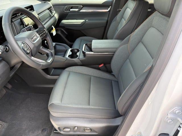 New 2027 GMC Terrain AT4 w/ Technology Package II AWD/4WD image 10