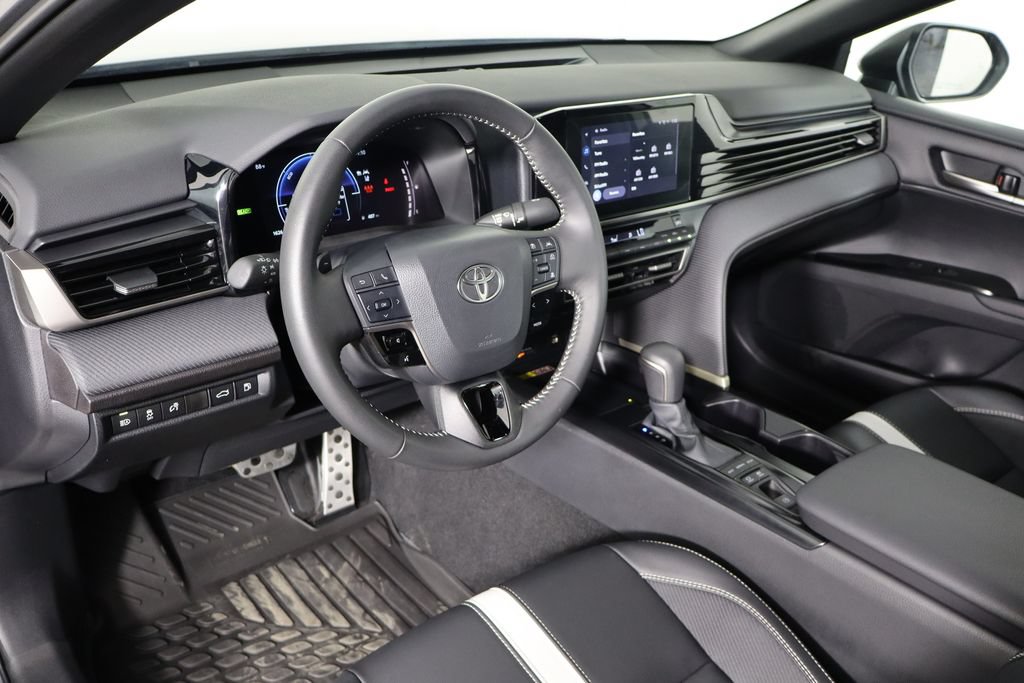 Used 2026 Toyota Camry SE w/ Convenience Package FWD image 24