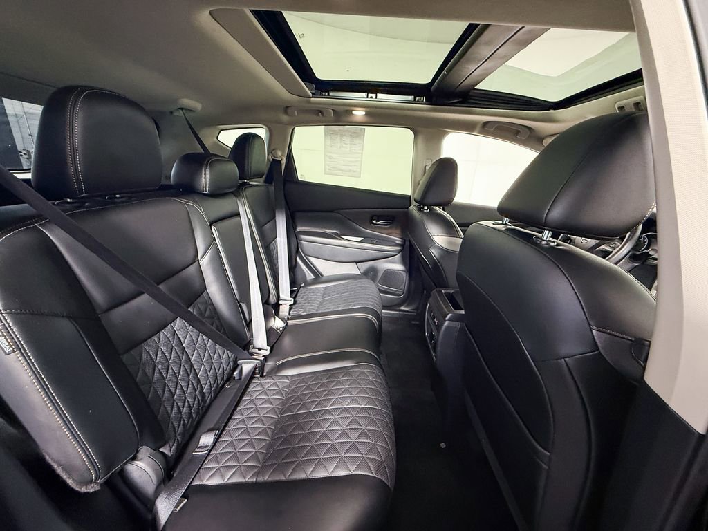 Certified 2024 Nissan Murano Platinum w/ Cargo Package image 35