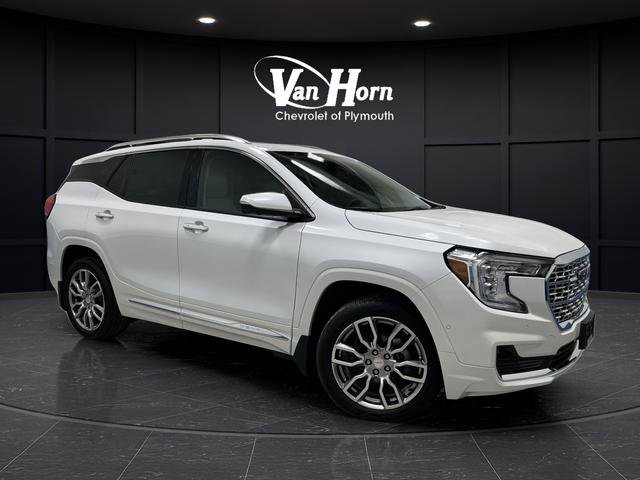 Used 2024 GMC Terrain Denali w/ Denali Premium Package image 1