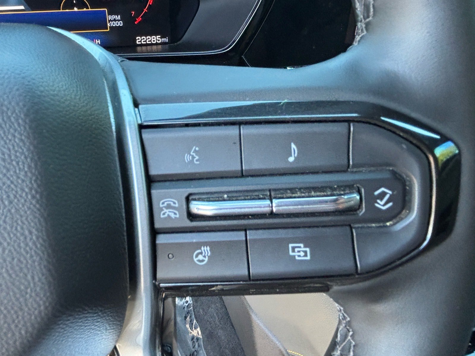 Used 2025 Chevrolet Colorado ZR2 AWD/4WD image 23