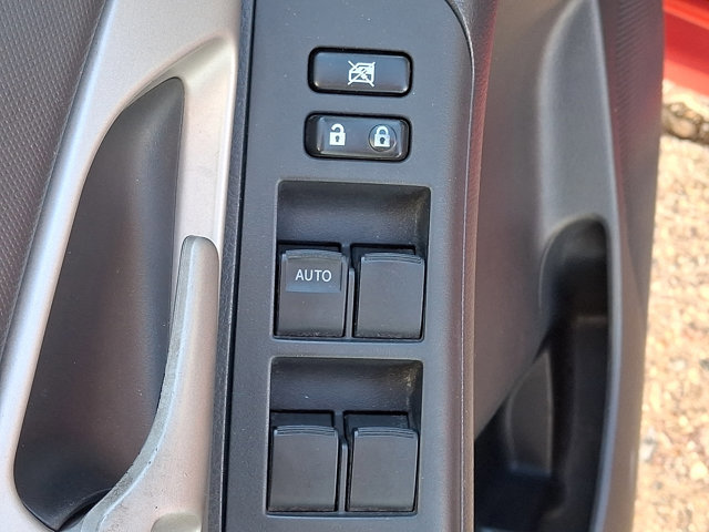 Used 2009 Toyota Matrix S image 23