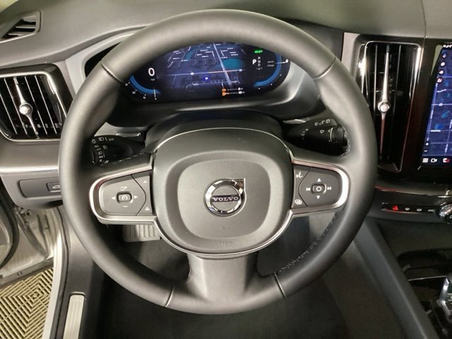 New 2025 Volvo XC60 T8 Core w/ Protection Package Premier image 28