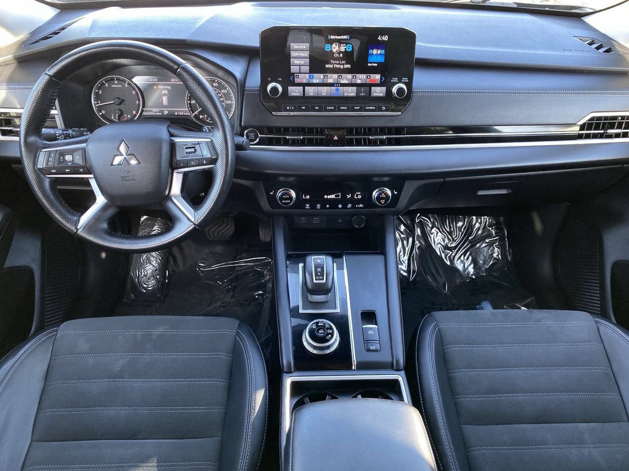 Used 2024 Mitsubishi Outlander SE FWD image 17