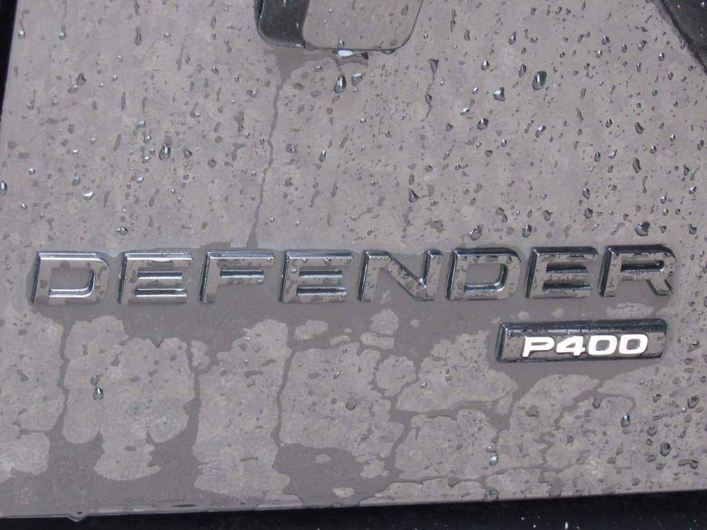 Used 2022 Land Rover Defender 110 X-Dynamic HSE image 8