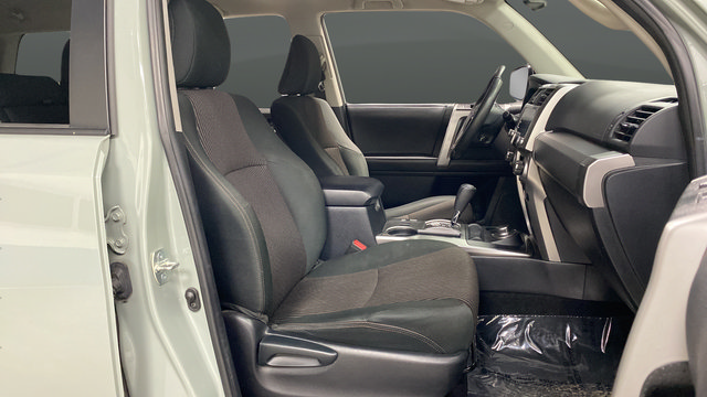Used 2022 Toyota 4Runner Trail Special Edition AWD/4WD image 23