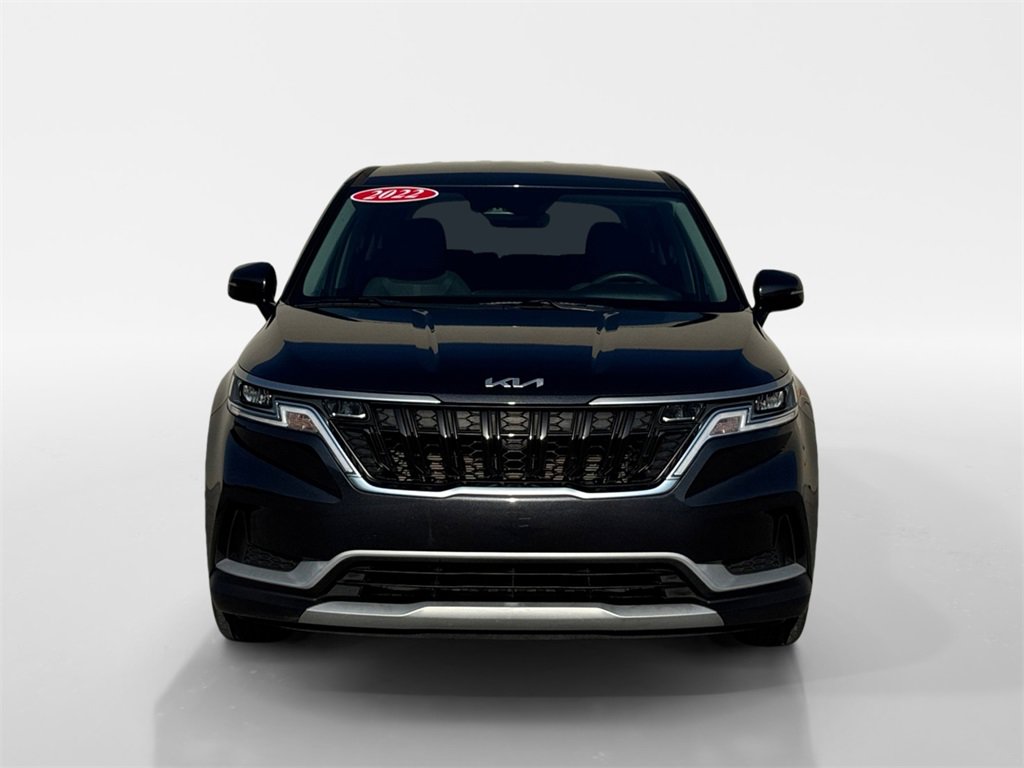 Used 2022 Kia Carnival LX image 2