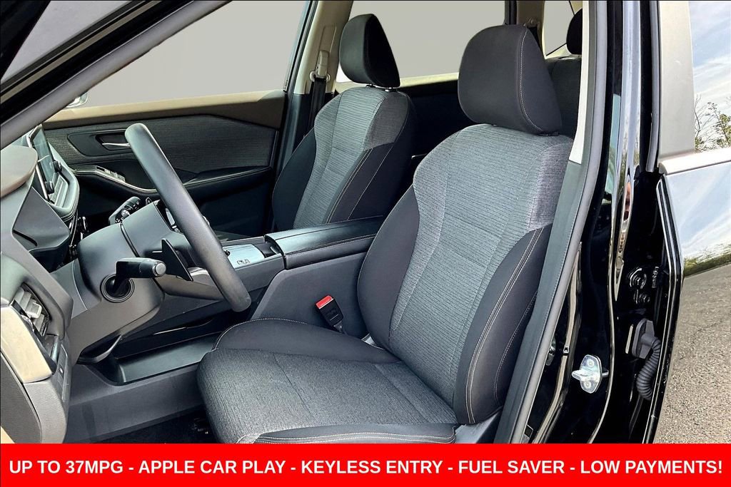 Used 2023 Nissan Rogue SV image 20