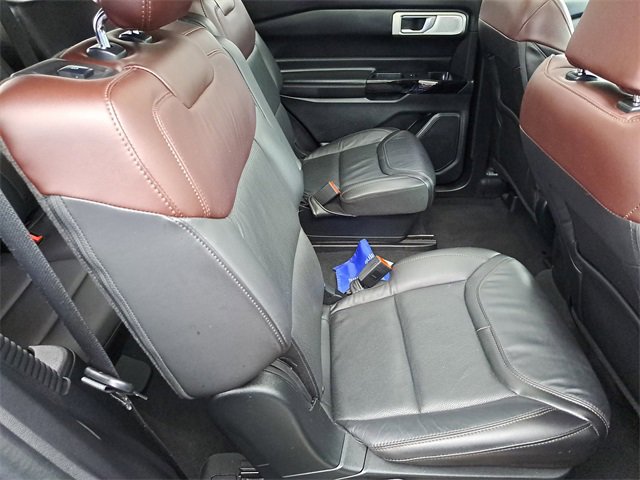Certified 2023 Ford Explorer Platinum w/ Technology Package image 28