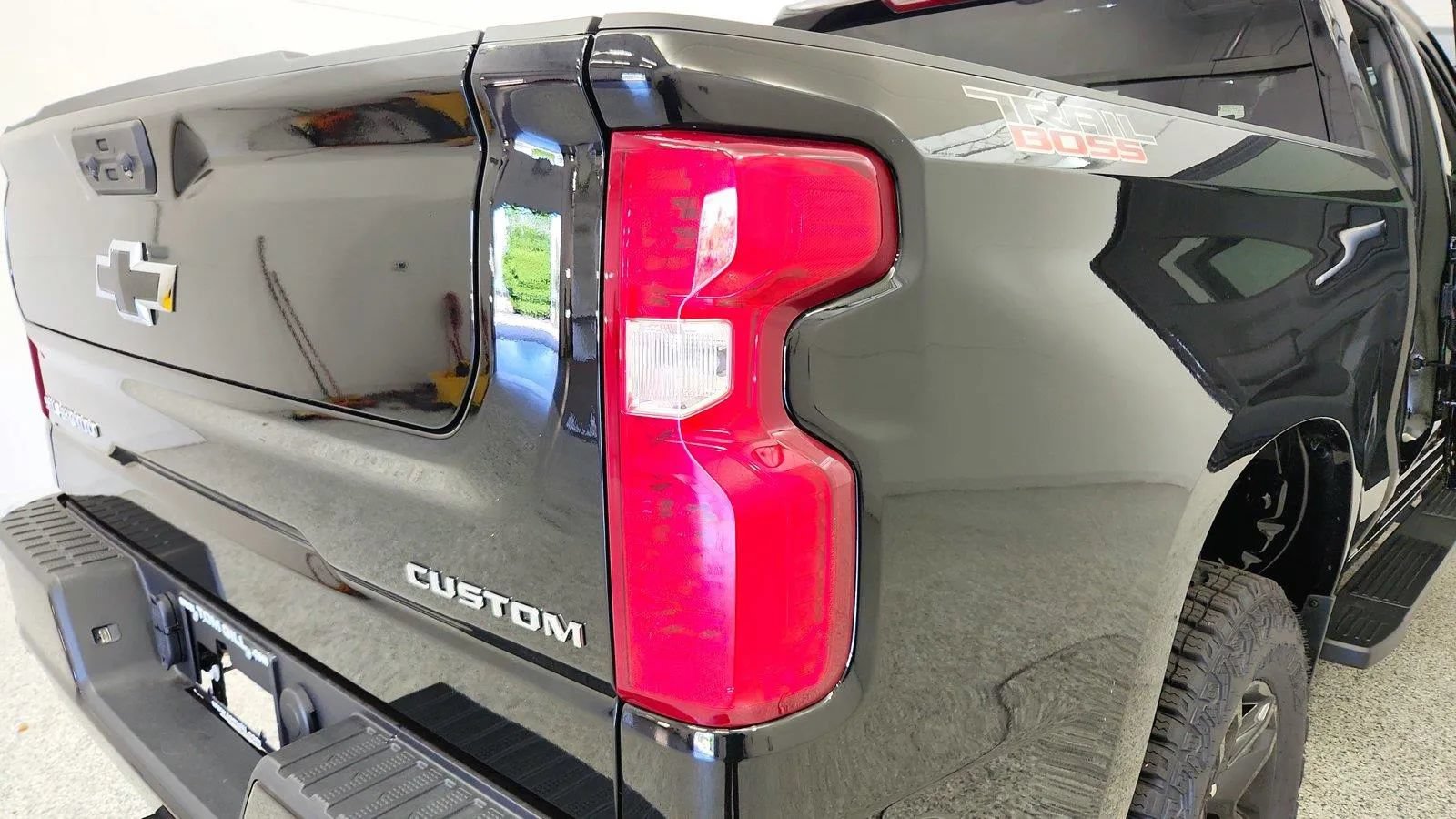 New 2026 Chevrolet Silverado 1500 Custom Trail Boss AWD/4WD image 37