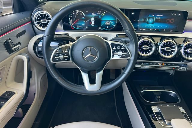 Used 2020 Mercedes-Benz CLA 250 image 16
