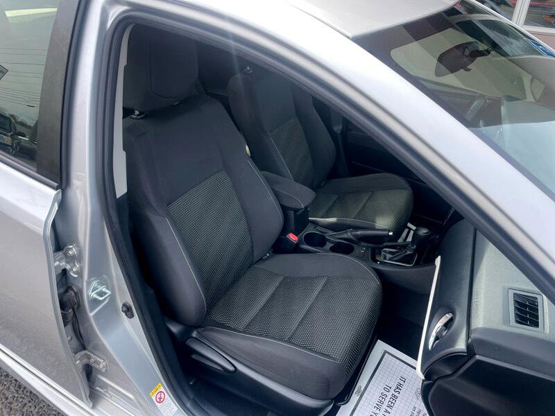 Used 2016 Scion iM image 28