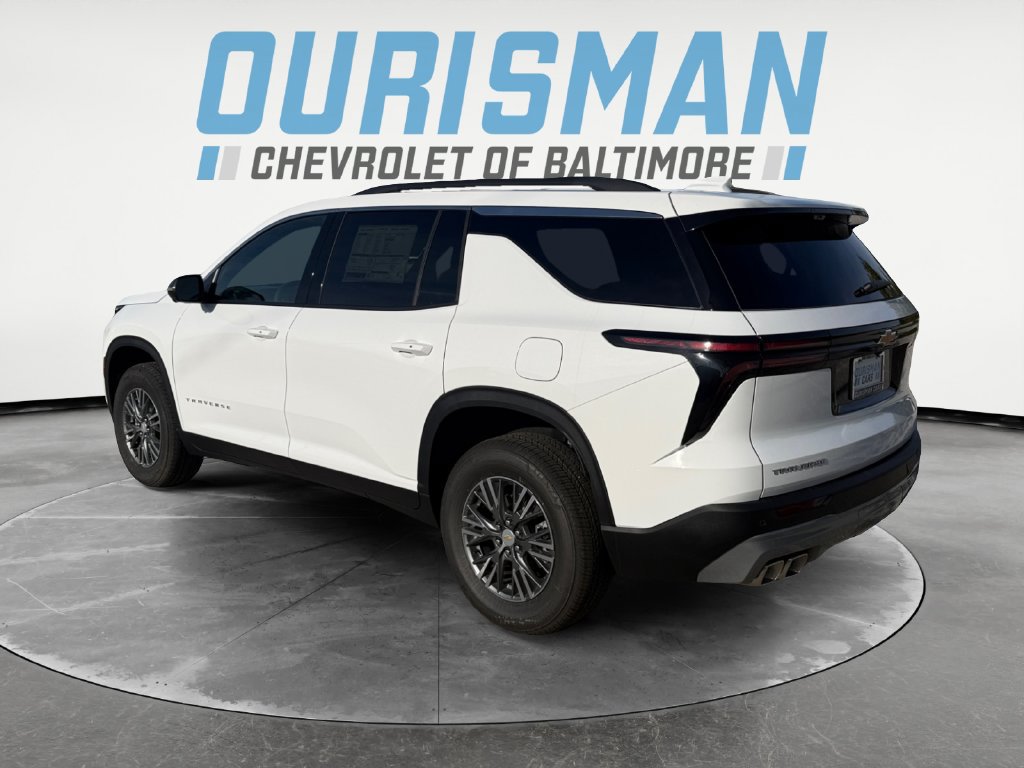 New 2027 Chevrolet Traverse LT w/ Driver Confidence Package FWD image 4