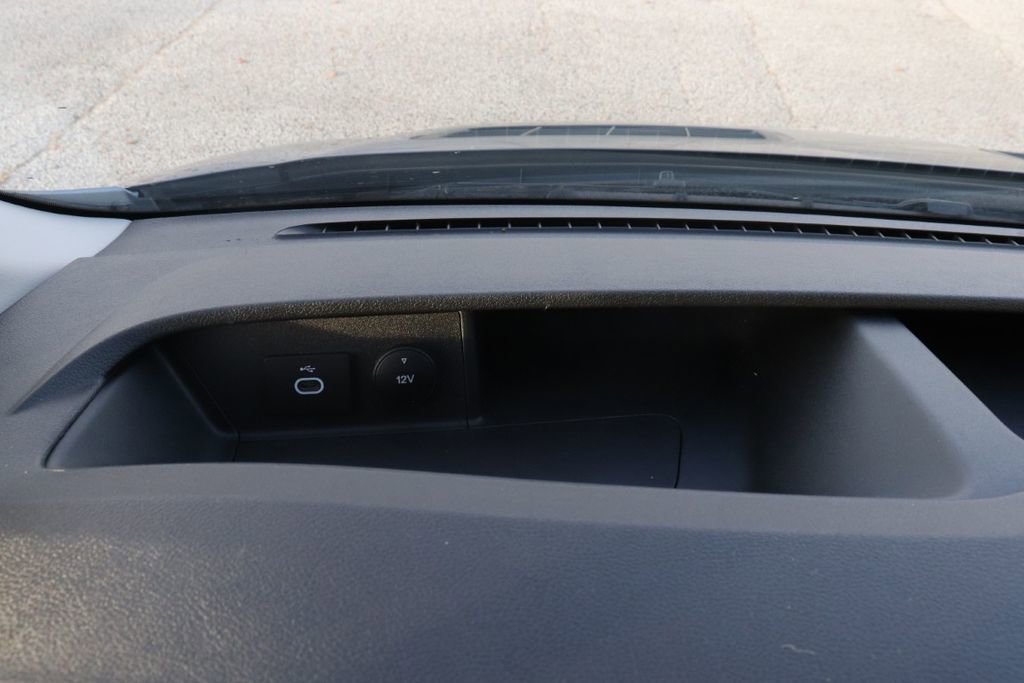 Used 2025 Ford Transit 350 XL image 38