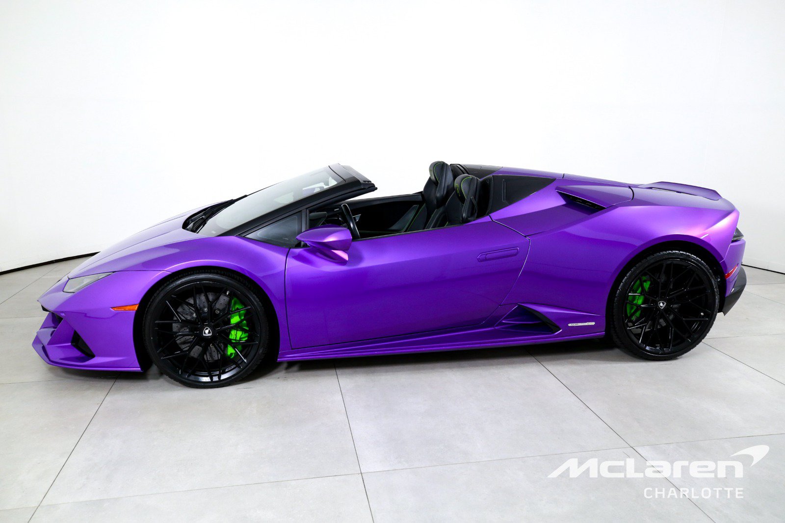 Used 2020 Lamborghini Huracan EVO AWD/4WD image 6