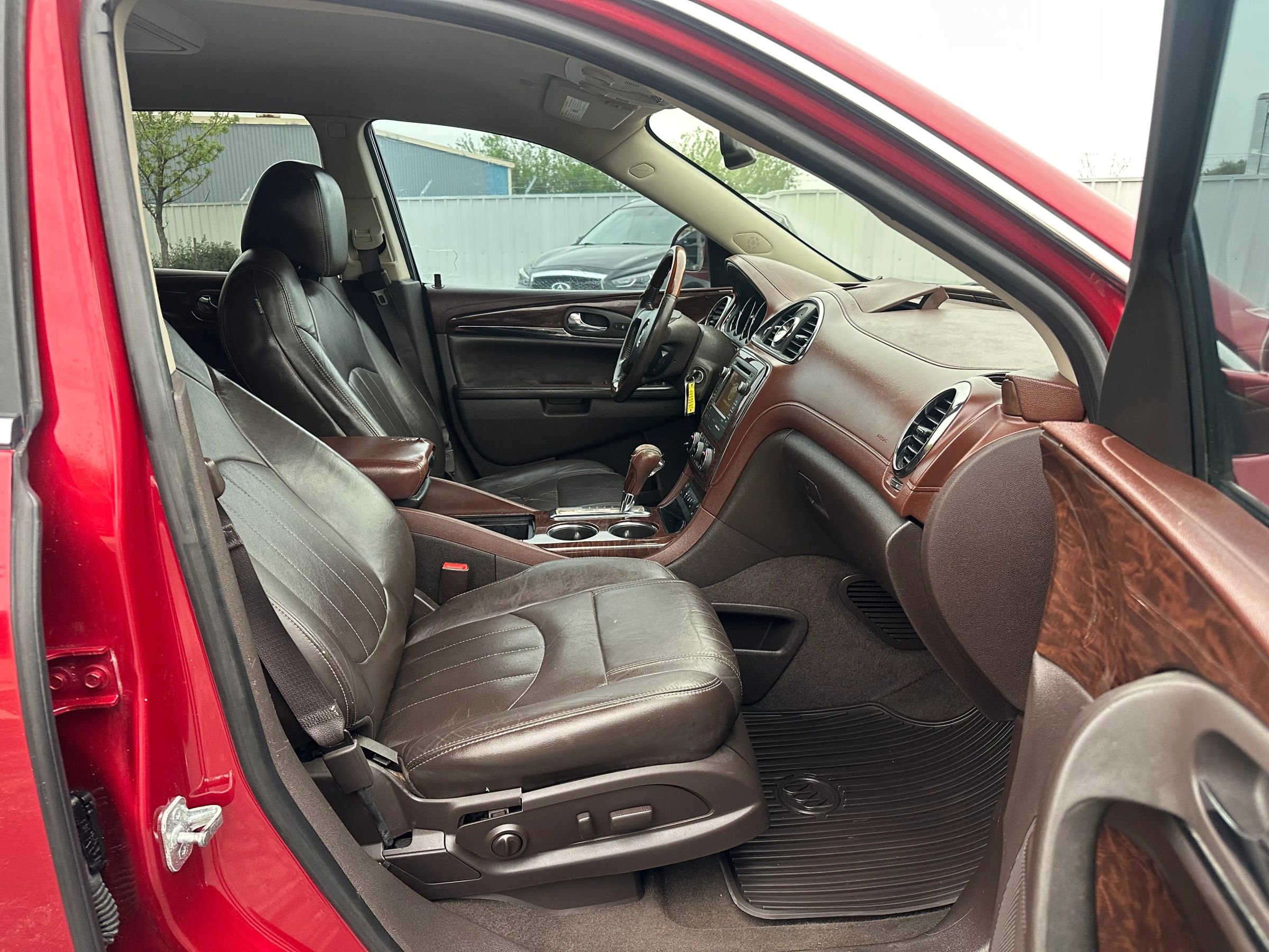 Used 2013 Buick Enclave Leather image 16