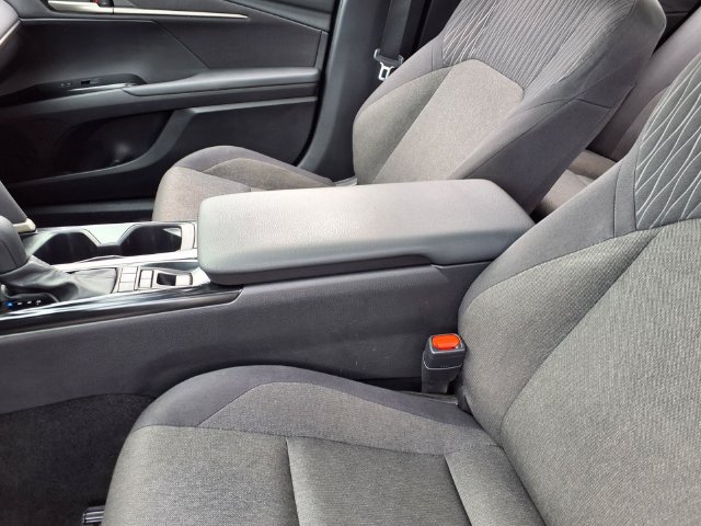 Used 2025 Toyota Camry LE FWD image 22