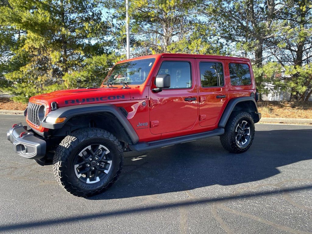 Used 2025 Jeep Wrangler Rubicon w/ Convenience Group image 2