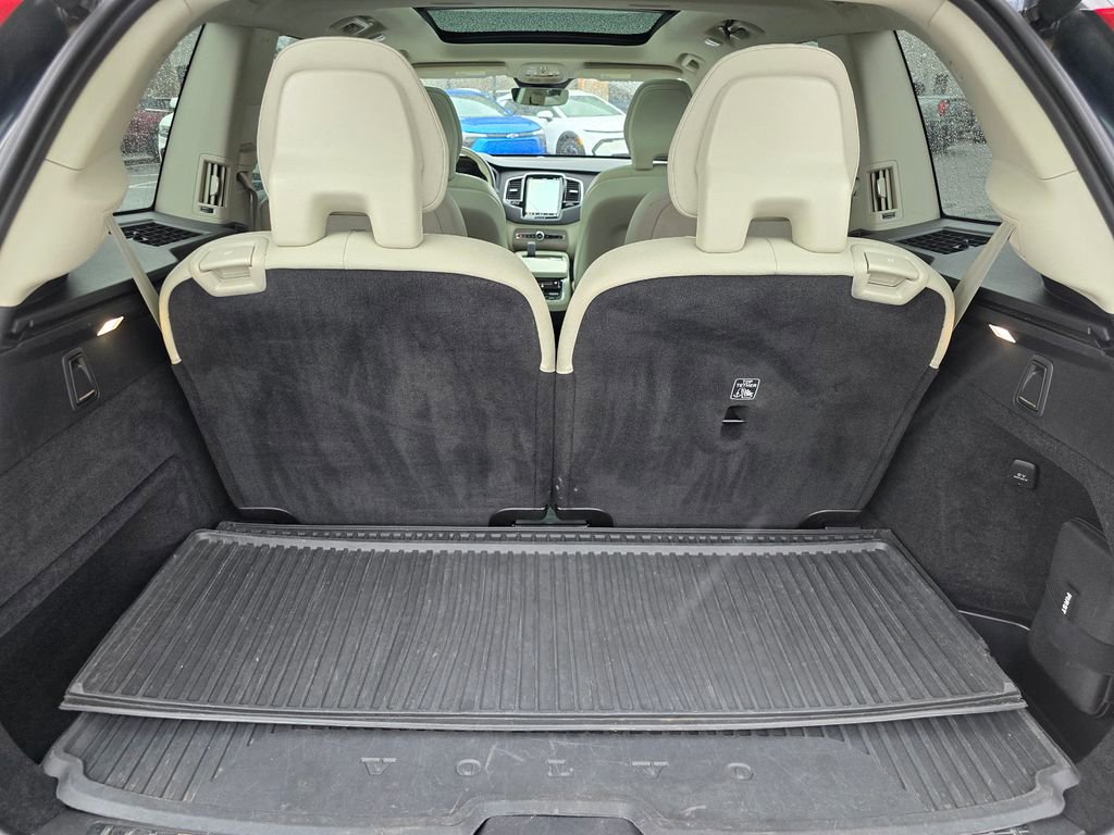 Used 2023 Volvo XC90 B6 Plus w/ Protection Package Premier image 14