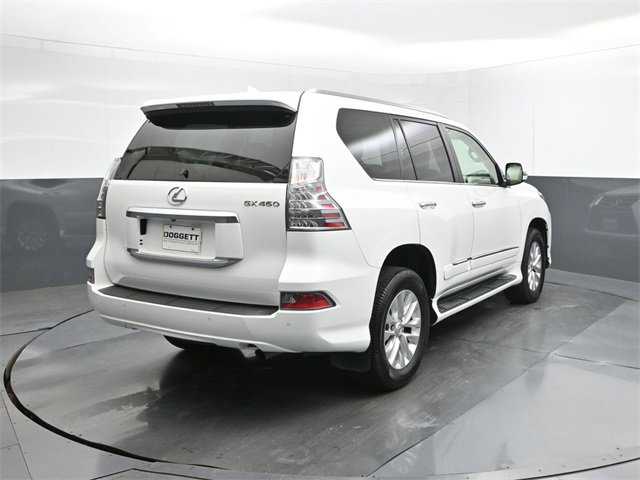 Used 2017 Lexus GX 460 image 11