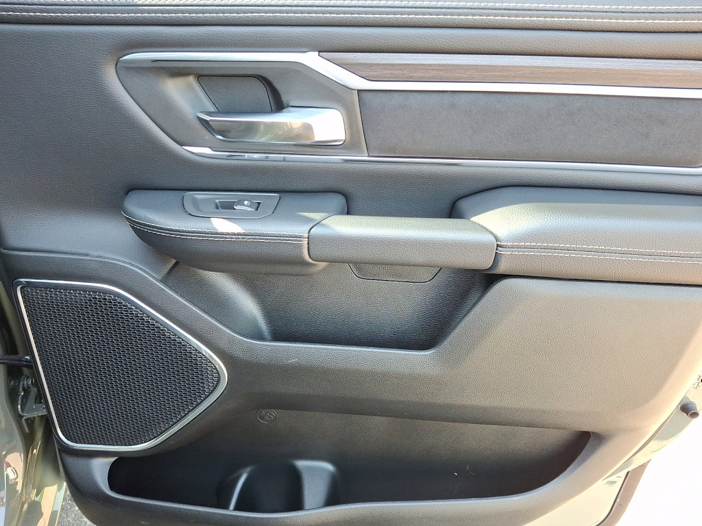 Certified 2026 RAM 1500 Laramie AWD/4WD image 14