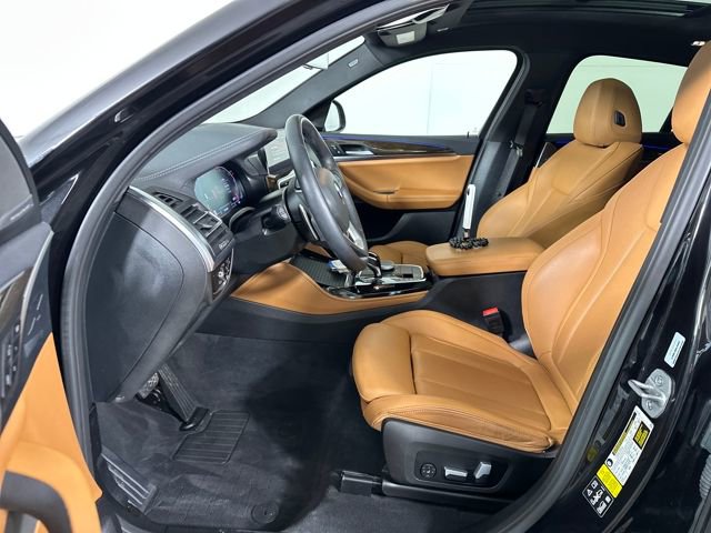 Used 2023 BMW X4 xDrive30i image 11
