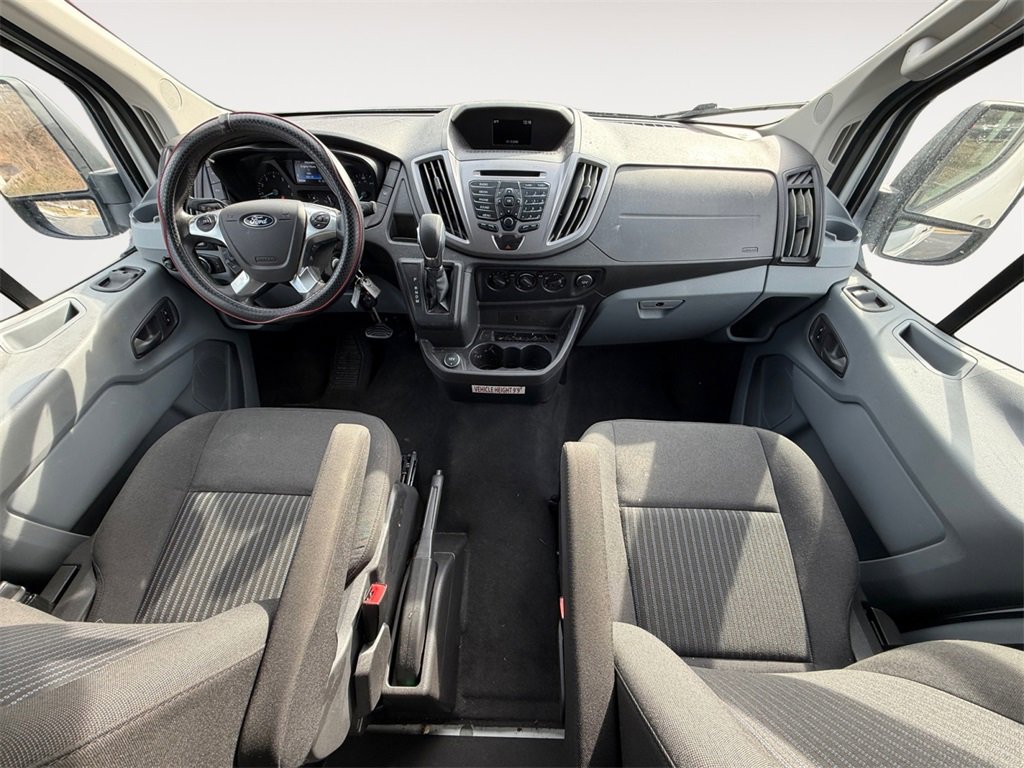 Used 2018 Ford Transit 150 XLT image 11