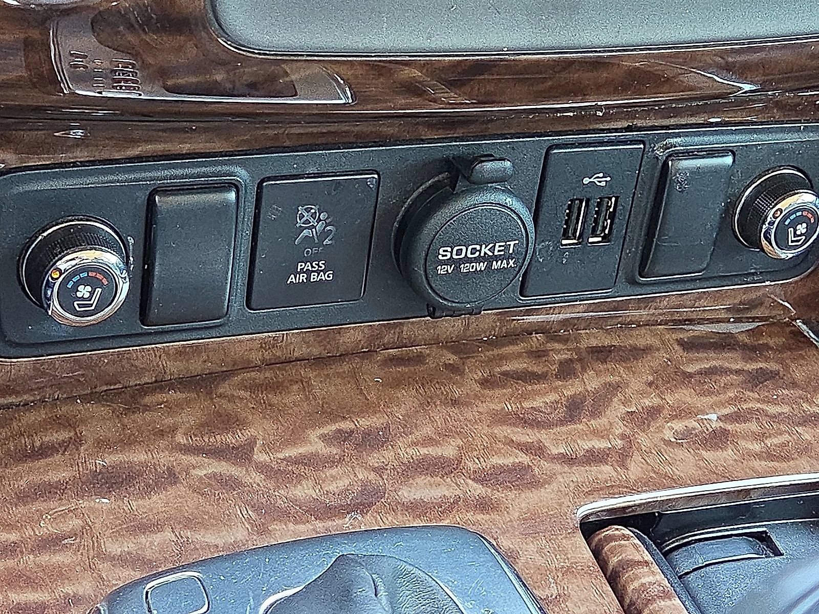 Used 2018 Nissan Armada Platinum w/ Captain Seat Package AWD/4WD image 29