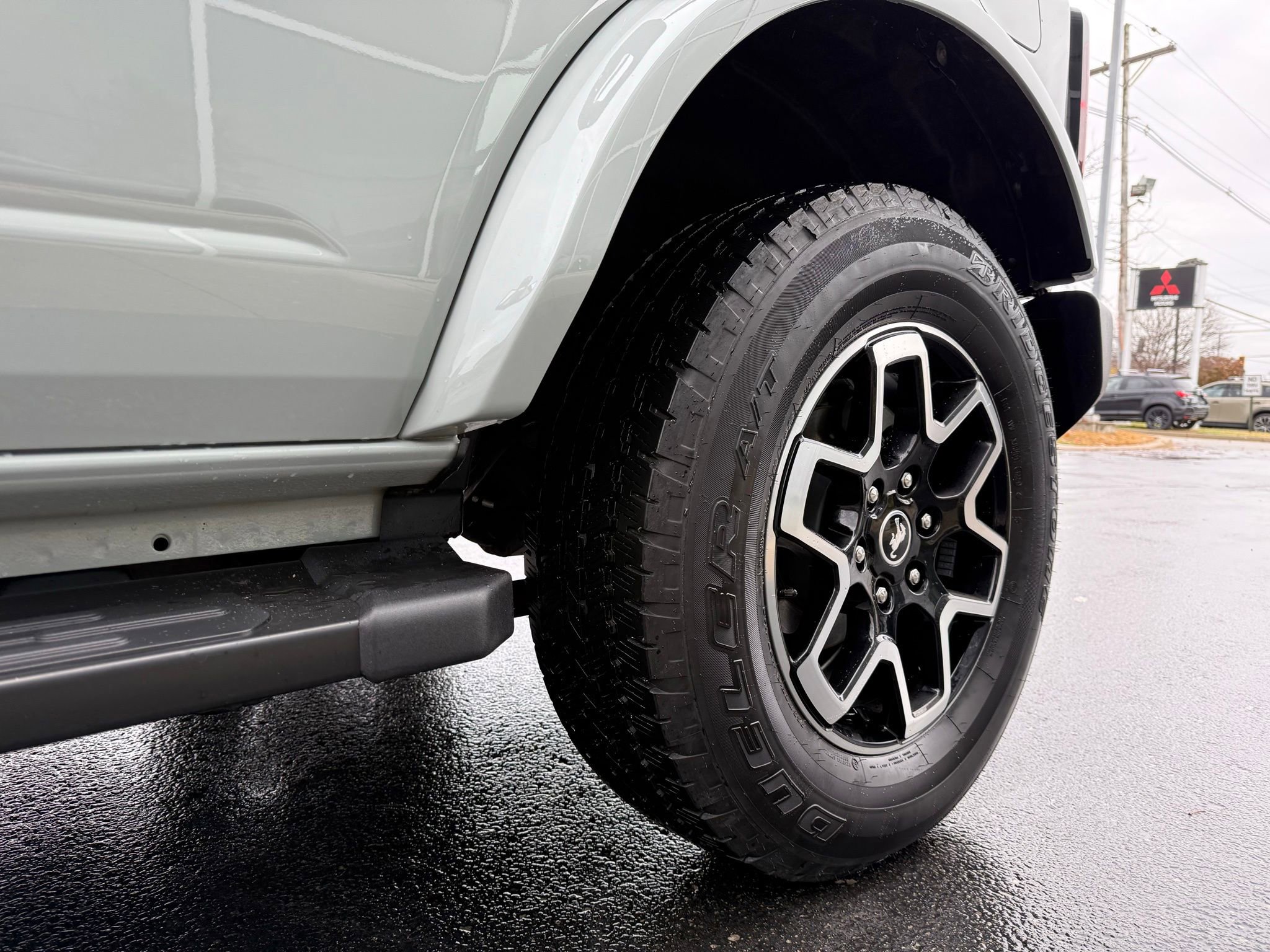 Used 2024 Ford Bronco Outer Banks image 18