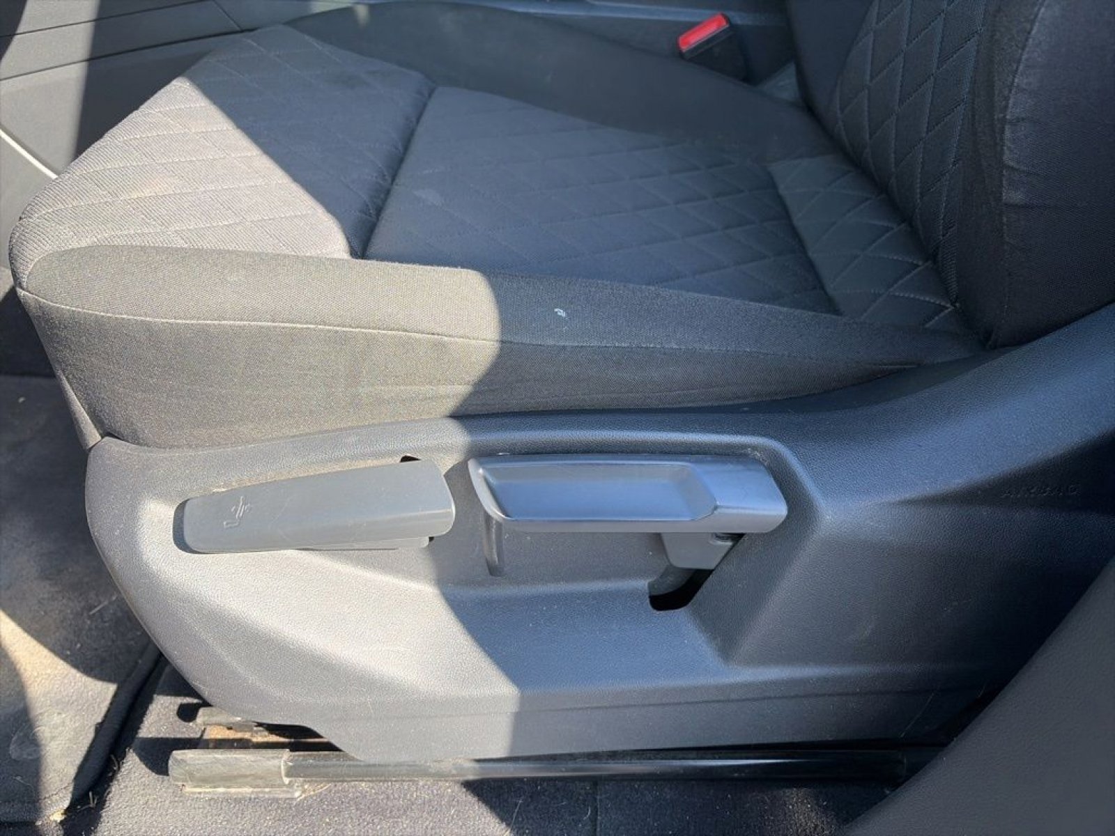 Used 2019 Volkswagen Atlas S w/ Towing Package AWD/4WD image 11