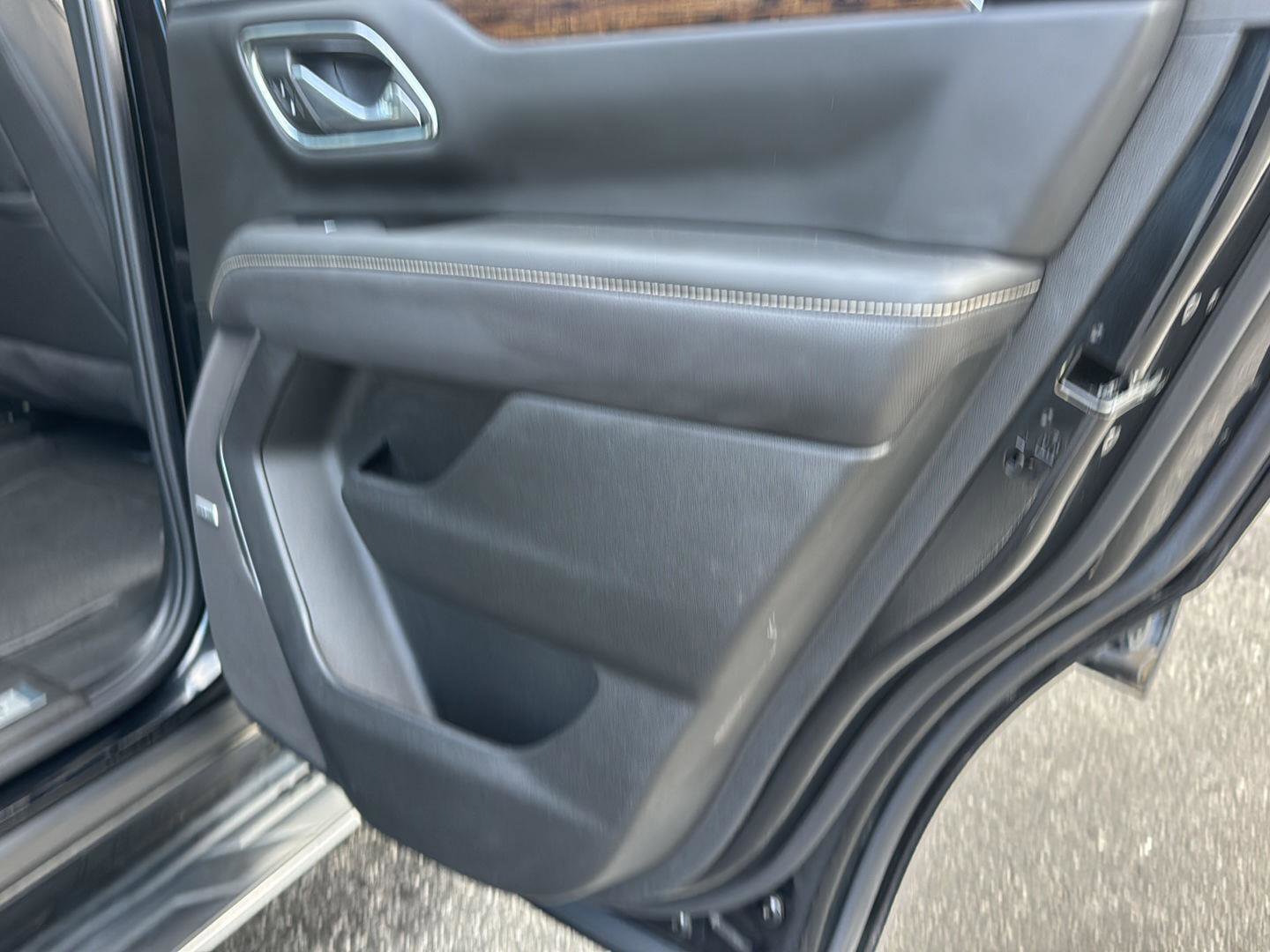 Used 2024 Chevrolet Tahoe Premier image 14