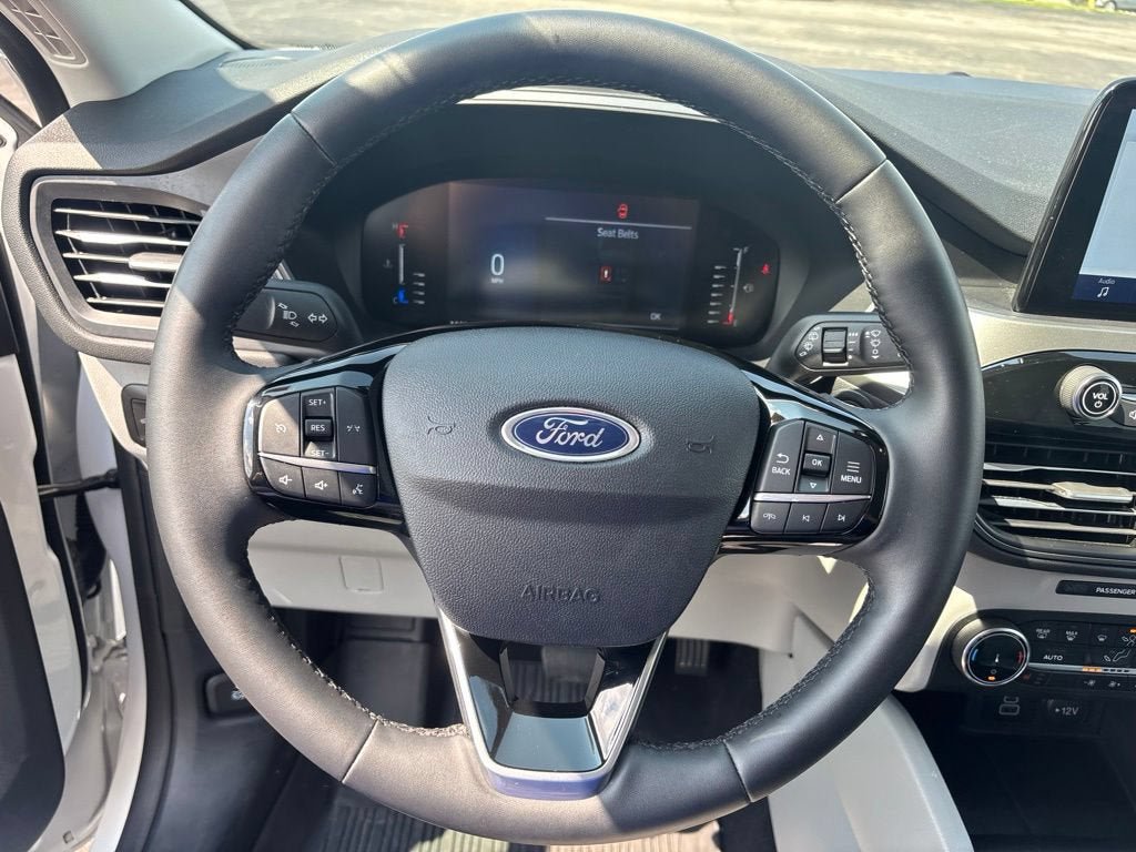 Certified 2024 Ford Escape Active AWD/4WD image 13