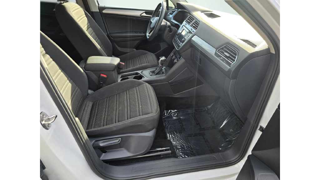 Used 2023 Volkswagen Tiguan S w/ Driver Assistance Package FWD image 10