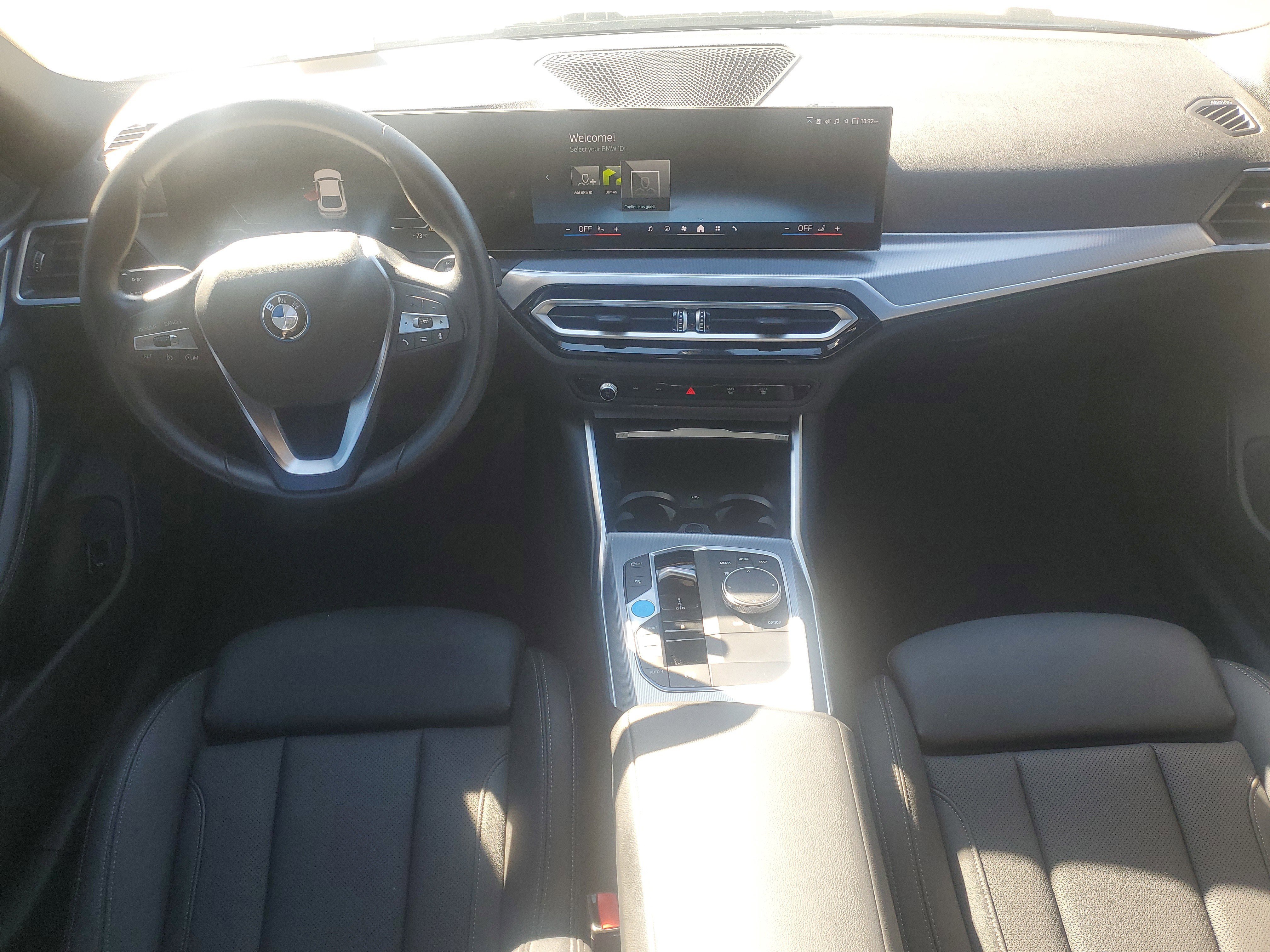 Used 2024 BMW i4 eDrive35 w/ Convenience Package image 16