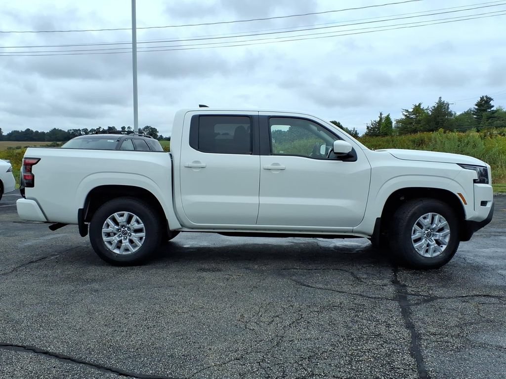 Certified 2023 Nissan Frontier SV w/ Tow Package AWD/4WD image 2
