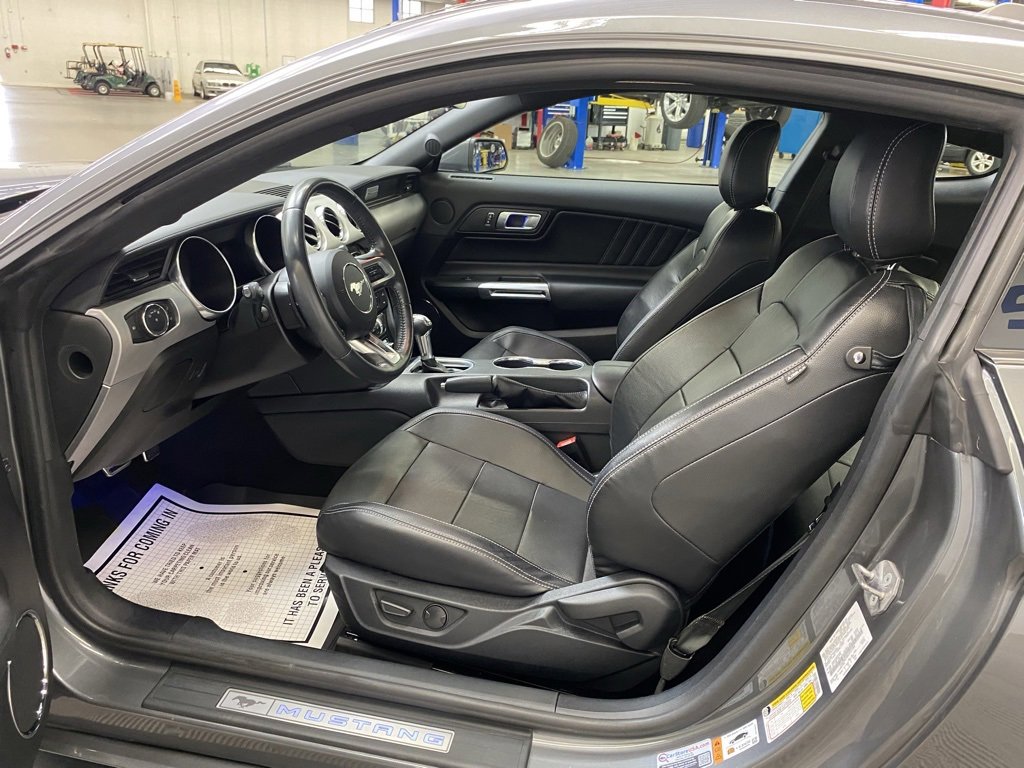 Used 2022 Ford Mustang GT Premium image 17