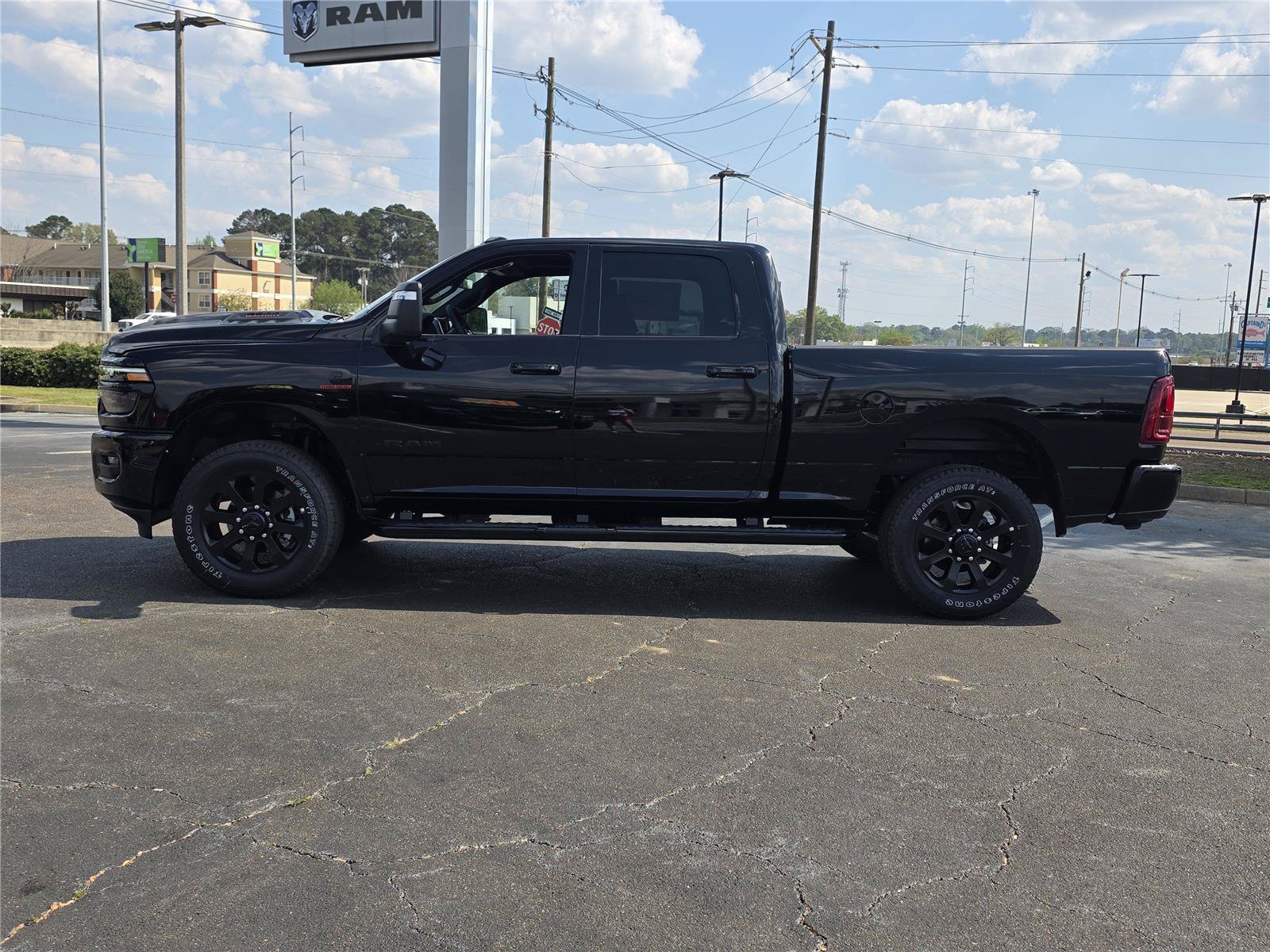 New 2026 RAM 2500 Laramie w/ Night Edition AWD/4WD image 8