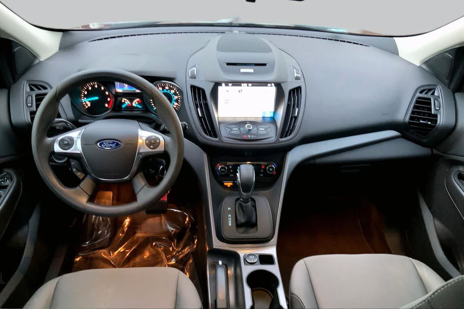 Used 2016 Ford Escape SE w/ Equipment Group 201A FWD image 14