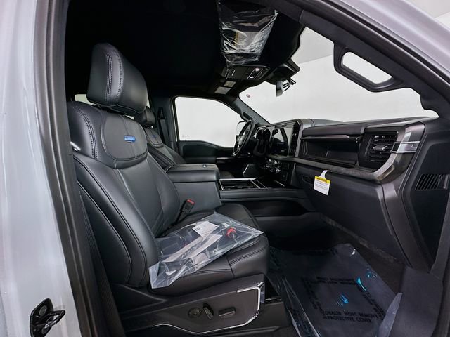 New 2026 Ford F450 Platinum w/ FX4 Off-Road Package image 28