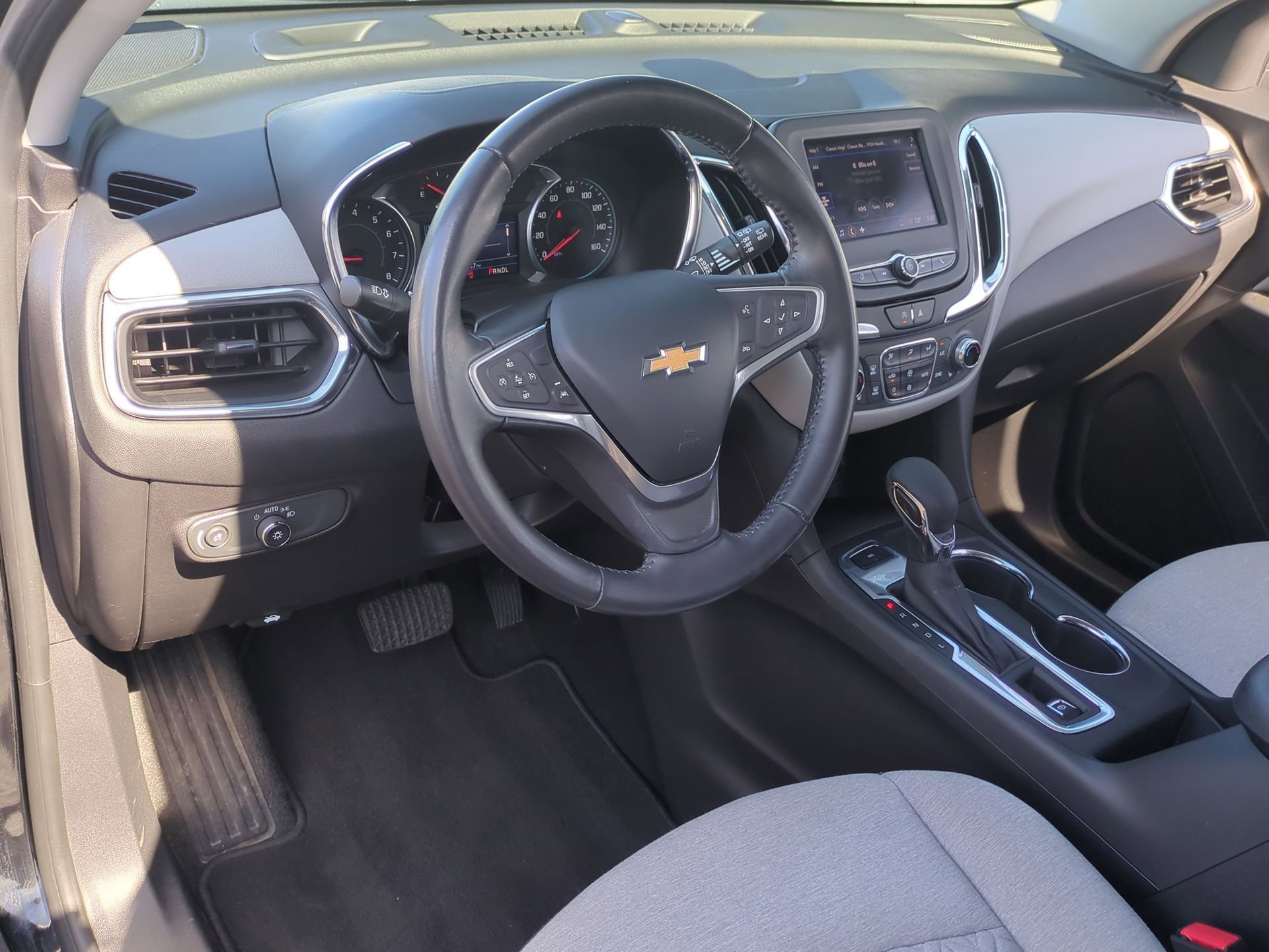 Certified 2022 Chevrolet Equinox LT AWD/4WD image 10