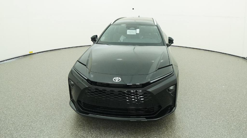 New 2025 Toyota Crown Signia image 2