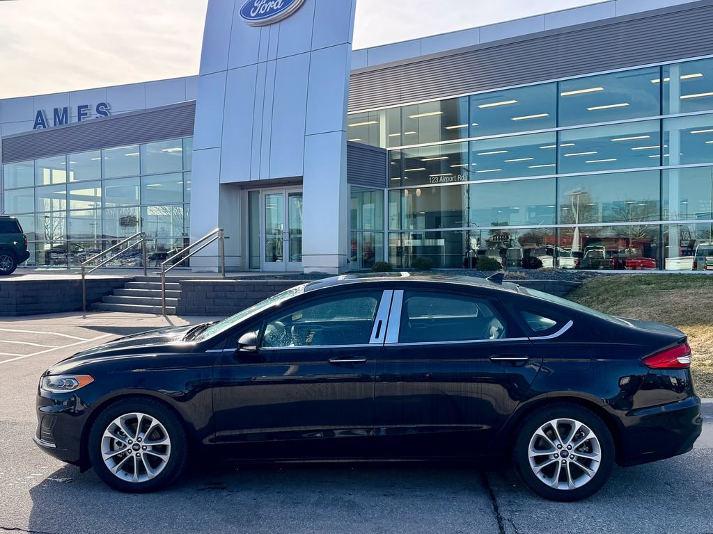 Certified 2020 Ford Fusion SEL image 3